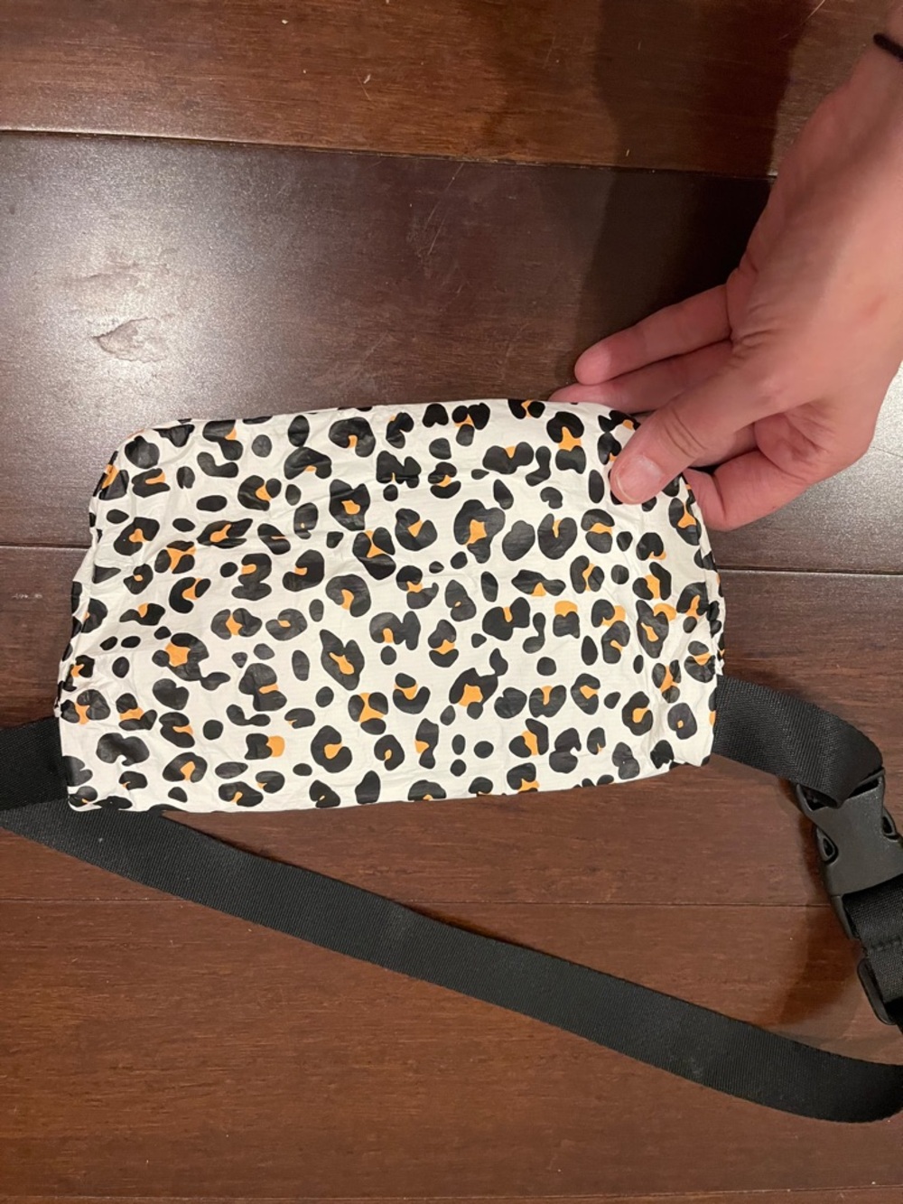 aloha collection animal print fanny pack belt bag crossbody - Picture 5 of 8